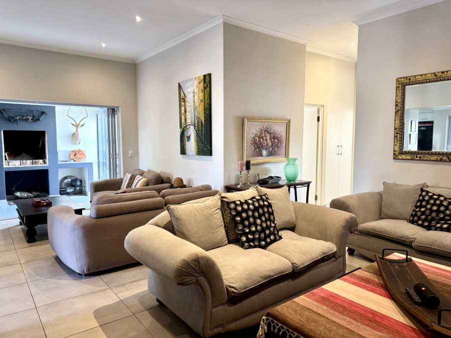 3 Bedroom Property for Sale in Wellington Central Western Cape